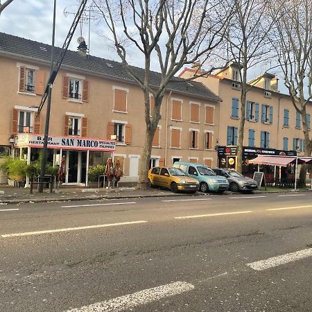 שאביל Studio Proche De Paris, Versailles Et La Defense מראה חיצוני תמונה